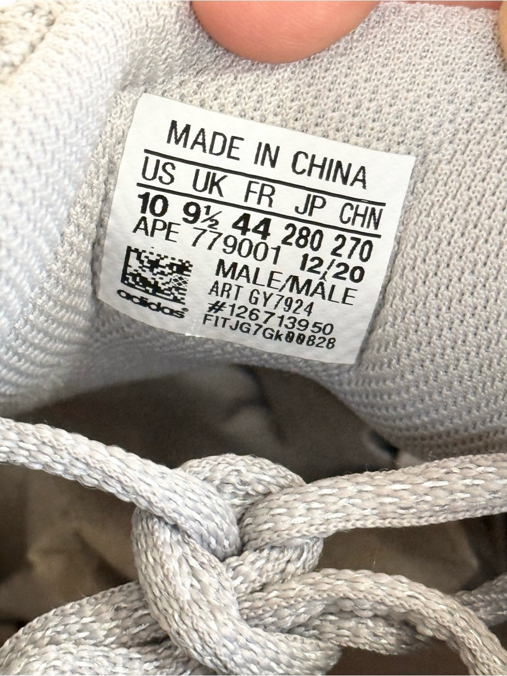 AUTHENTIC Adidas Yeezy Boost 700 V2 Cream size 10 GY7924 2021 PRE-OWNED w/ box - Picture 8 of 9